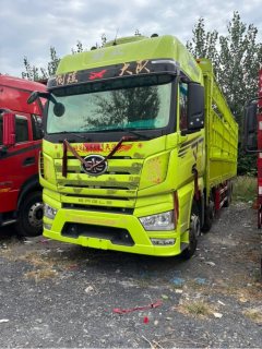 FAW Jiefang J7 460 hp 8X4 9.4 m - photo 2