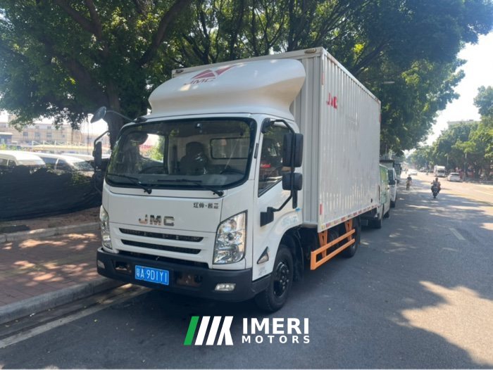 JMC 129 hp 4X2 4.08 m - truck from China