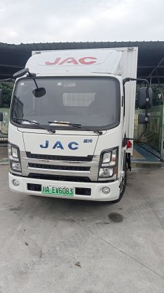 JAC EV6 4.15 m - ფოტო 2