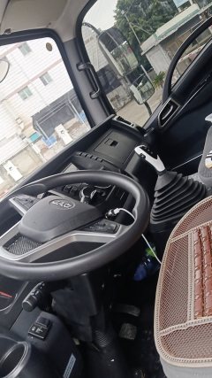 JAC EV6 4.15 m - ფოტო 4