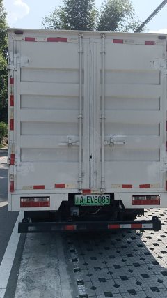 JAC EV6 4.15 m - ფოტო 5