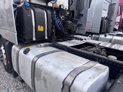 Foton Auman EST 520 hp 6X4 - ფოტო 4
