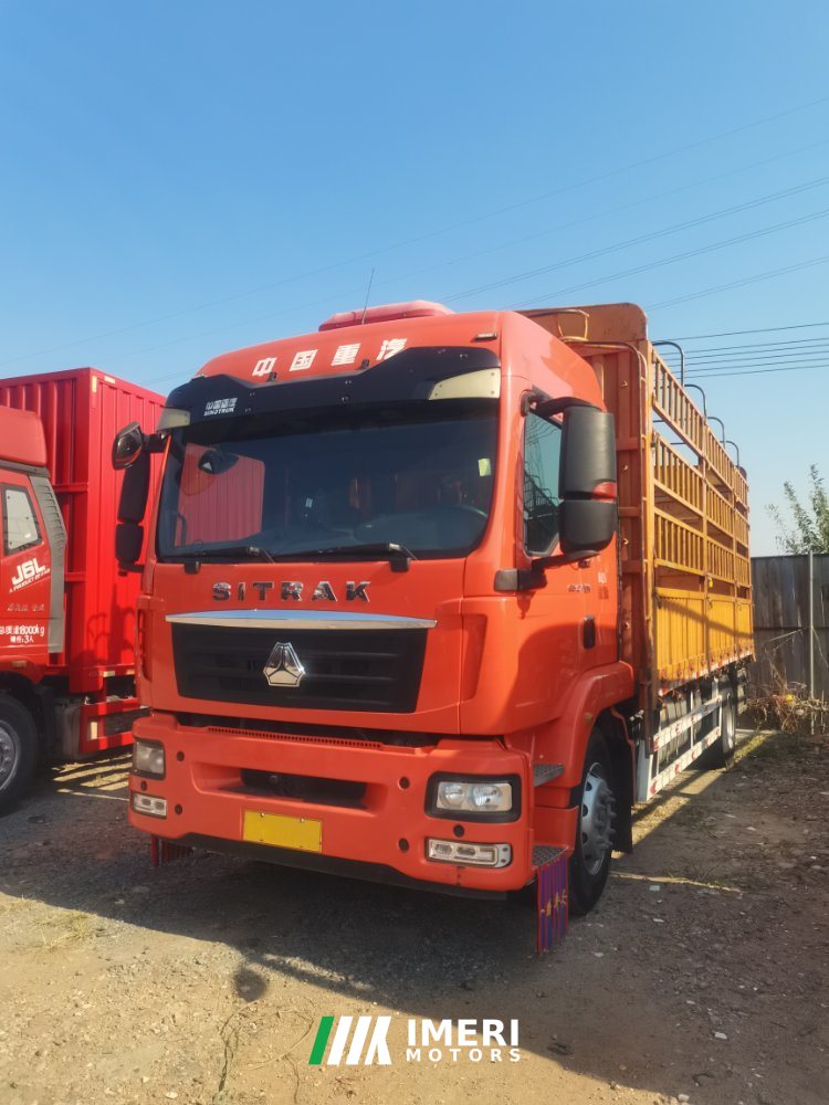 2022 Sinotruk Sitrak G5 270 hp 4X2 6.75 m