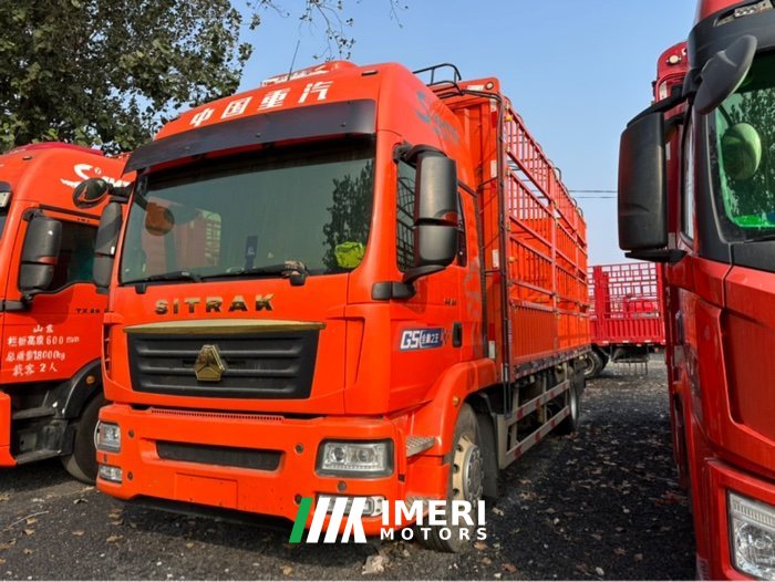 2025 Sinotruk Sitrak G5 290 hp 6X2 6.8 m