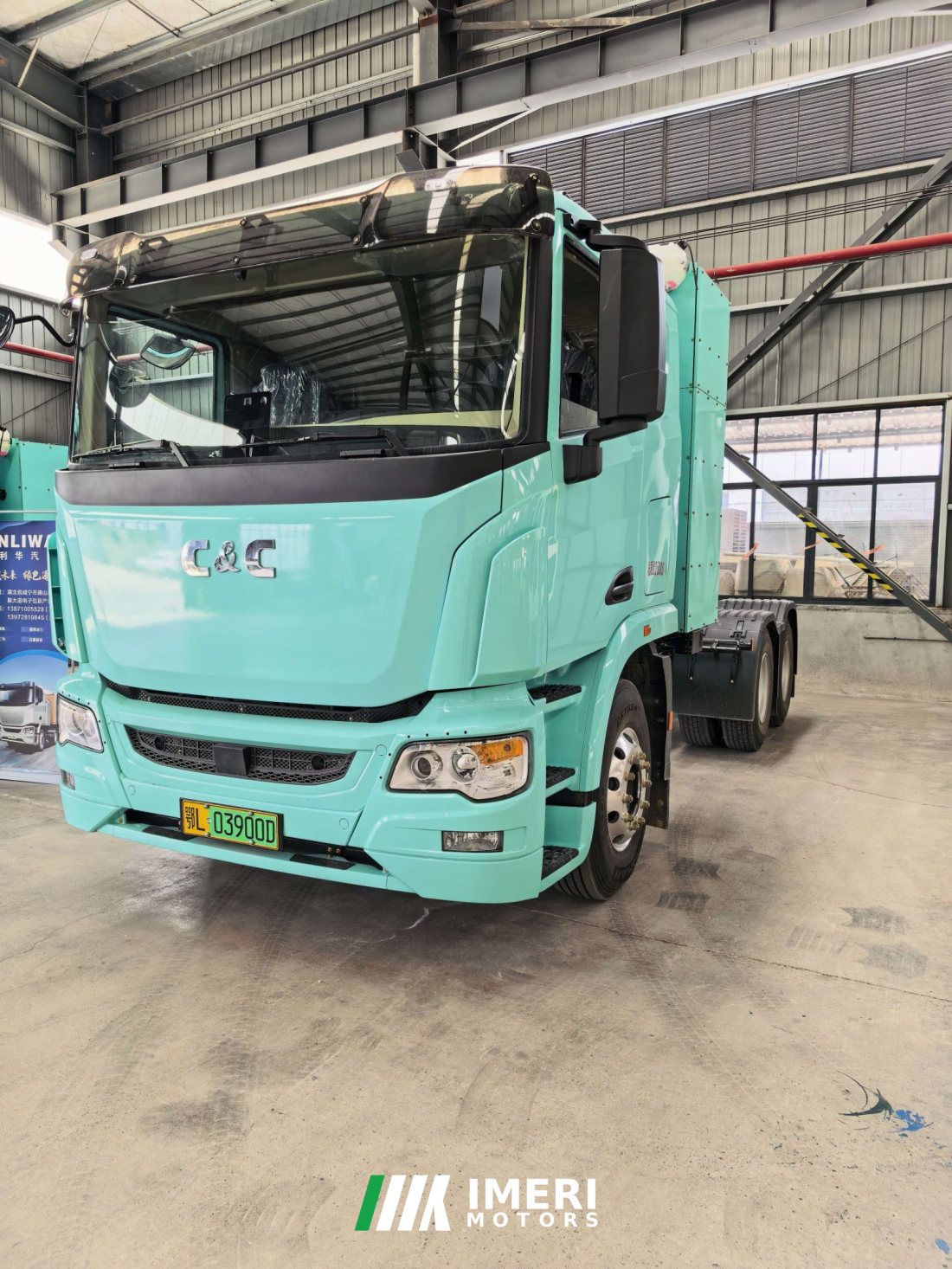 United Trucks U 700 hp 6X4 - грузовик из Китая