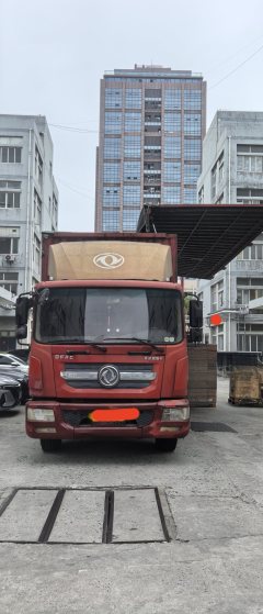 Dongfeng Duolika D9 180 hp 4X2 8 m - photo 1