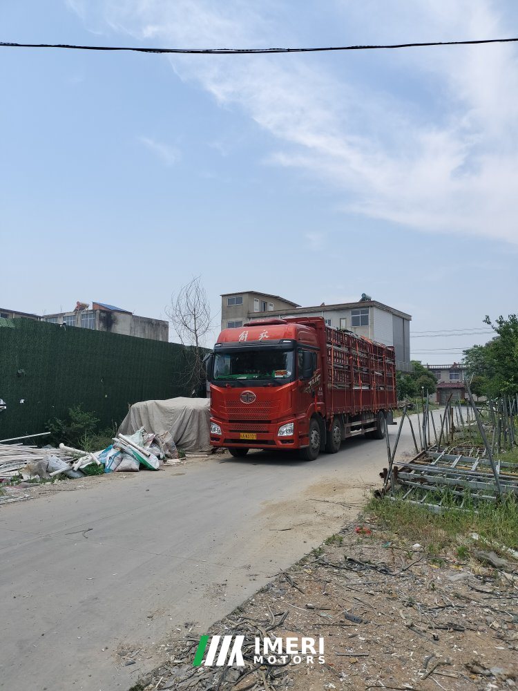2025 FAW Jiefang JH6 350 hp 6X2 9.7 m