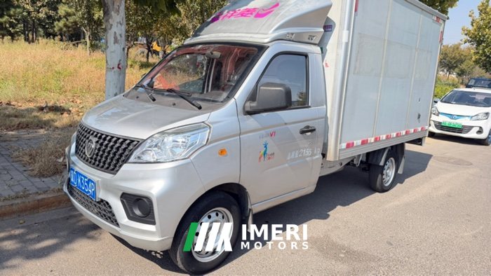 Foton Xianglin V1 91 hp 4X2 2.8 m - truck from China