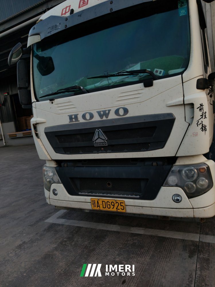 2021 Sinotruk HOWO T5G 280 hp 4X2 9.6 m