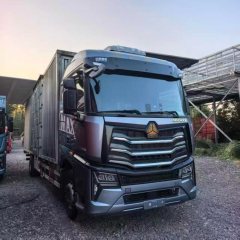 Sinotruk HOWO Max 290 hp 4X2 9.6 m - photo 2
