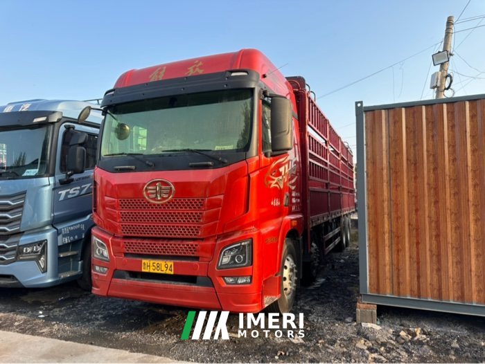 2023 FAW Jiefang JH6 520 hp 8X4 9.5 m