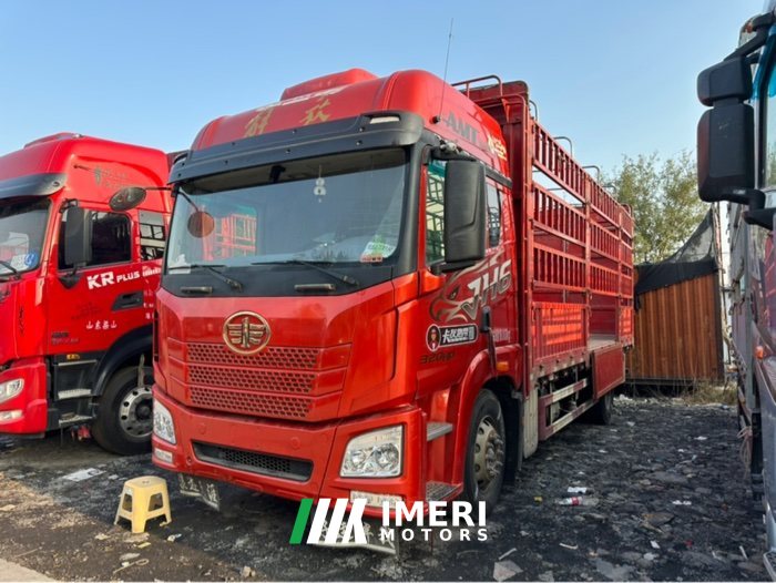 2024 FAW Jiefang JH6 320 hp 4X2