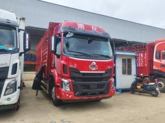 Dongfeng Liuzhou Chenglong H5 320 hp 4X2 6.8 m - фото 2