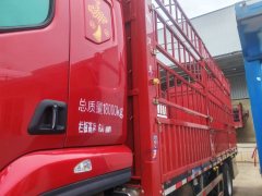 Dongfeng Liuzhou Chenglong H5 320 hp 4X2 6.8 m - фото 5