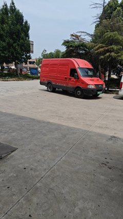 Naveco Power Daily 2.8 m - ფოტო 1