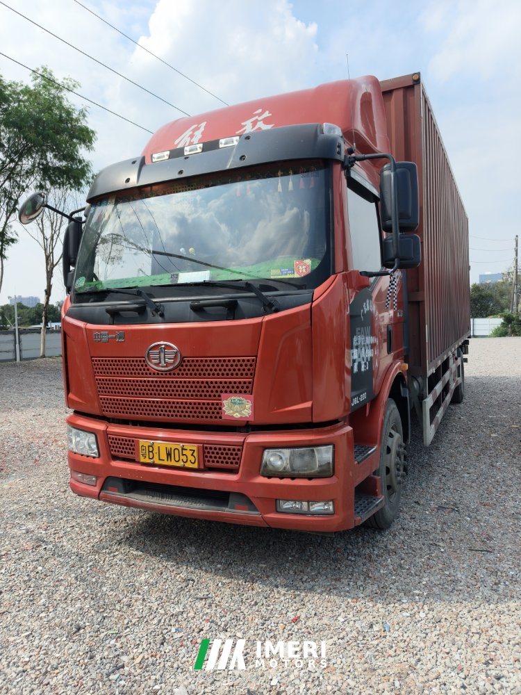 2020 FAW Jiefang J6L 220 hp 4X2 8 m
