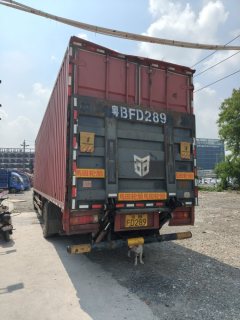 Dongfeng Liuzhou Chenglong H5 245 hp 4X2 9.7 m - ფოტო 3