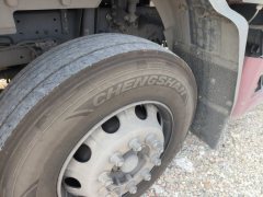 Dongfeng Liuzhou Chenglong H5 280 hp 4X2 9.7 m - ფოტო 6