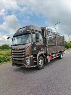 FAW Jiefang J6G 280 hp 4X2 6.75 m - ფოტო 1