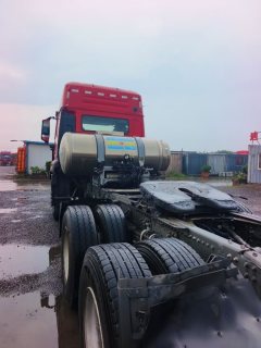 Sinotruk HOWO TS5 440 hp 6X4 - photo 4