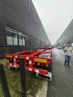 10.86 m x2.55 m 3 semi-trailer - photo 3