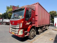 Dongfeng Liuzhou Chenglong M3 220 hp 6X2 8.3 m - фото 1