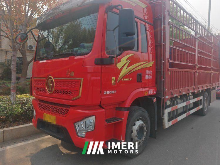 Shacman Longji 260 hp 4X2 6.8 m - грузовик из Китая