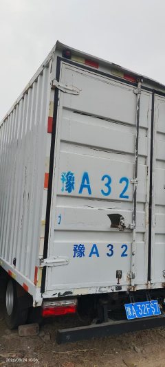 Dongfeng Duolika Dollicar D6 136 hp 4X2 4.13 m - ფოტო 4