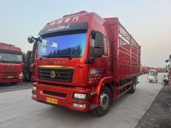 Sinotruk Sitrak G5 290 hp 4X2 6.8 m - photo 1