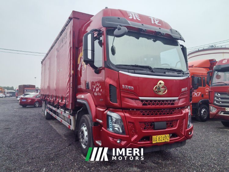 Dongfeng Liuzhou Chenglong H5 290 hp 4X2 9.7 m - грузовик из Китая