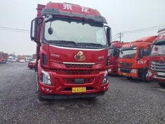 Dongfeng Liuzhou Chenglong H5 290 hp 4X2 9.7 m - фото 3
