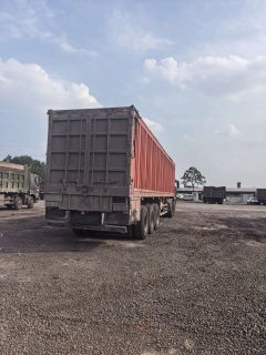 Sinotruk HOWO T7H 540 hp 6X4 - photo 6