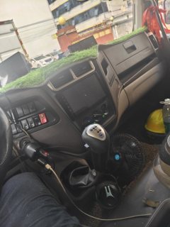 Dongfeng Liuzhou New Chenglong M3 185 hp 4X2 7.7 m - ფოტო 3
