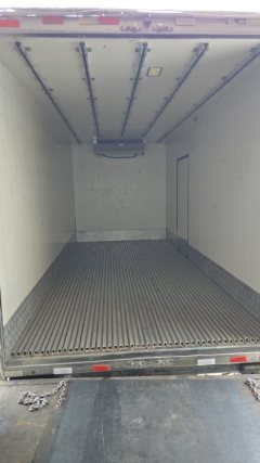 SINOTRUK HOWO Light Duty Truck G5X 220 hp 4X2 5.6 m - photo 4