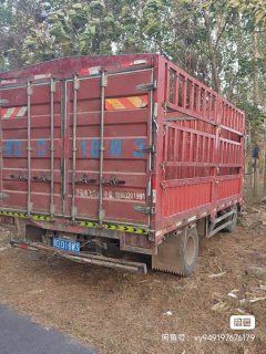 Sinotruk HOWO TX7-N 350 hp 4X2 - photo 3