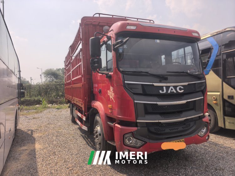 2019 JAC Gallop GAC Higer K5 220 hp 4X2 6.8 m