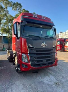 Dongfeng Liuzhou Chenglong H7 460 hp 6X4 - photo 1
