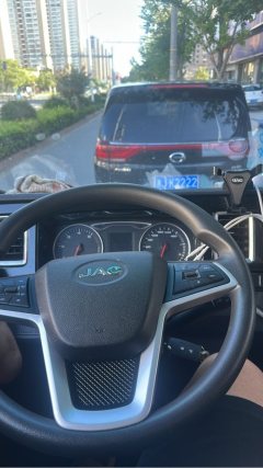 JAC L6(S6) 162 hp 4X2 4.15 m - photo 2