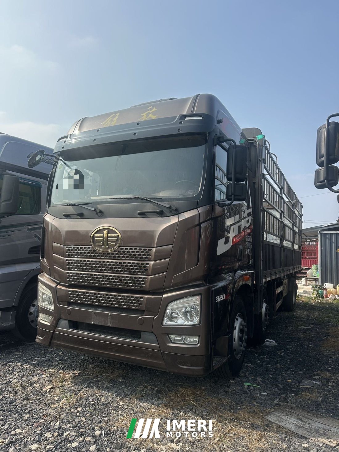 FAW Jiefang JH6 320 hp 6X2 7.7 m - truck from China