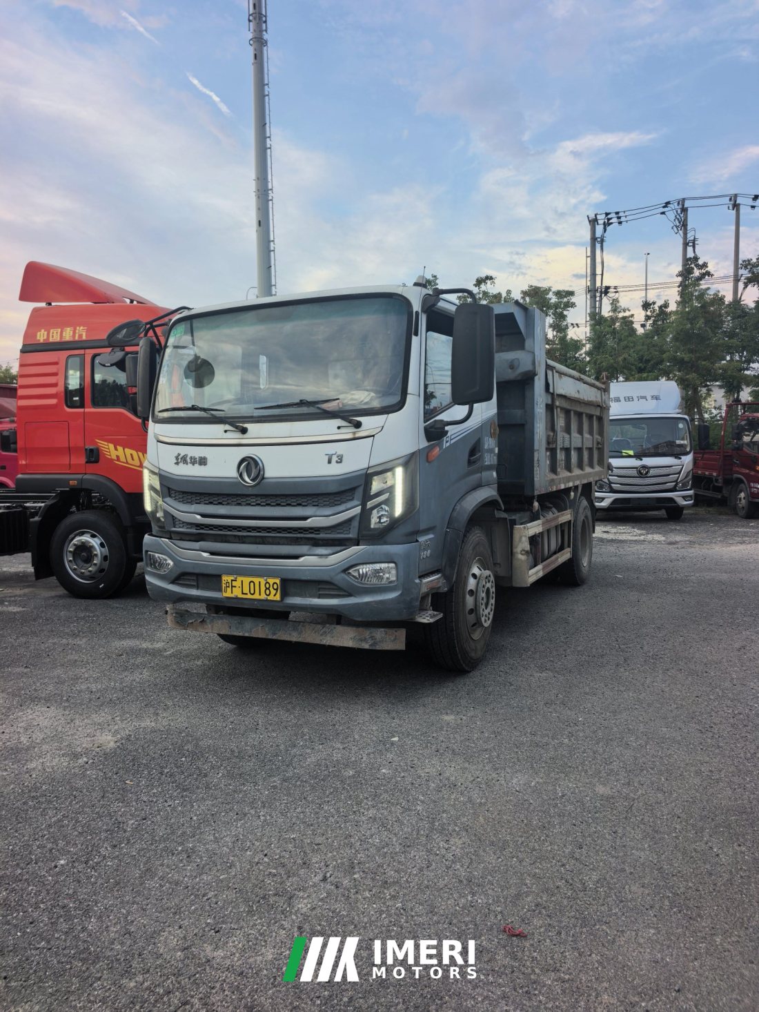 Dongfeng Huashen T3 180 hp 4X2 3.8 m - truck from China