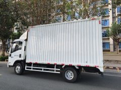 Qingling Isuzu KV100 131 hp 4X2 4.15 m - photo 5