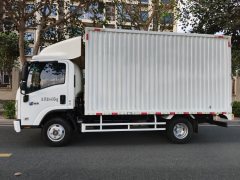 Qingling Isuzu KV100 131 hp 4X2 4.15 m - photo 6
