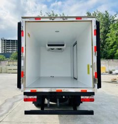 Dongfeng Tuyi T5 95 hp 4X2 3.7 m - ფოტო 7