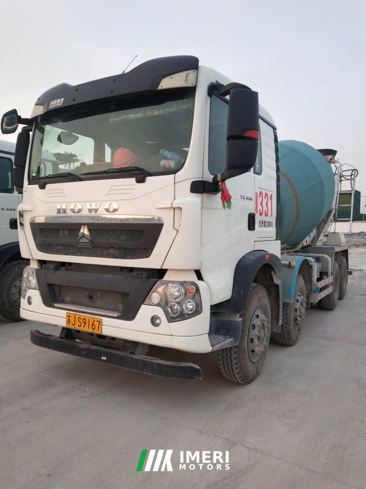 2020 Sinotruk HOWO TX7 340 hp 8X4