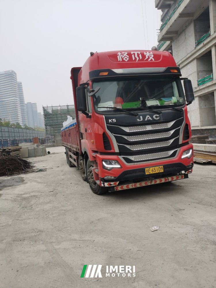 JAC Gallop GAC Higer K5 460 hp 8X4 9.6 m - грузовик из Китая