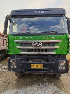 SAIC Hongyan Genlyon 392 hp 8X4 7.8 m - фото 1