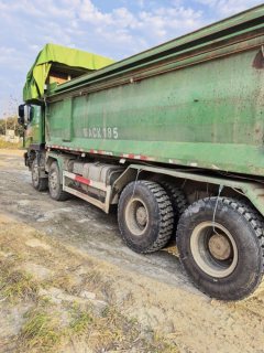 SAIC Hongyan Genlyon 392 hp 8X4 7.8 m - фото 11