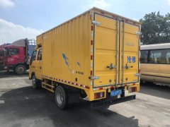 Qingling Isuzu 100P 120 hp 4X2 3.25 m - photo 3