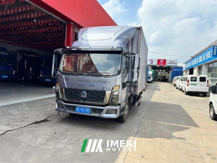 2025 SINOTRUK HOWO Light Duty Truck Tongshuai 150 hp 4X2 4.15 m