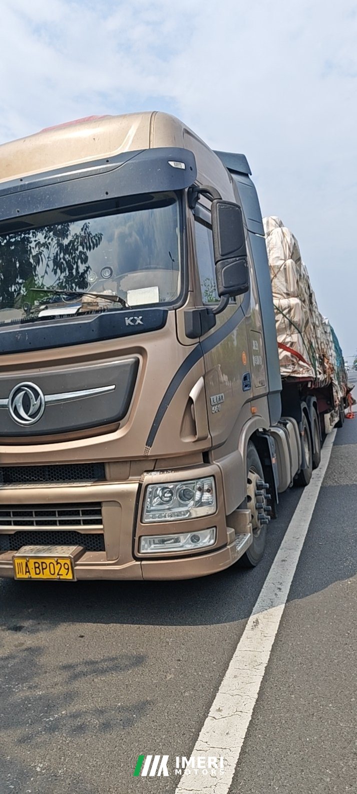 Dongfeng Celestial Flagship KX 560 hp 6X4 - грузовик из Китая